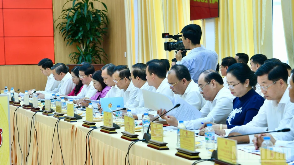 Cần Thơ cần xây dựng kịch bản tăng trưởng chi tiết, quyết liệt triển khai các dự án năng lượng trọng điểm Cần Thơ cần xây dựng kịch bản tăng trưởng chi tiết, quyết liệt triển khai các dự án năng lượng trọng điểm