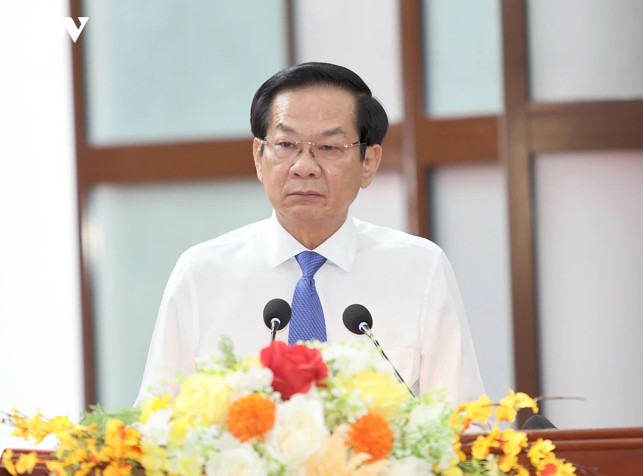 Cần Thơ công bố các quyết định điều động, phân công, bổ nhiệm cán bộ Cần Thơ công bố các quyết định điều động, phân công, bổ nhiệm cán bộ