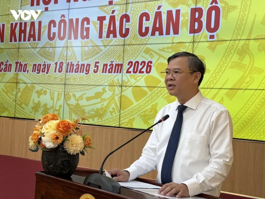 Cần Thơ công bố các quyết định về công tác cán bộ Cần Thơ công bố các quyết định về công tác cán bộ