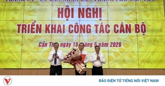Cần Thơ công bố các quyết định về công tác cán bộ
