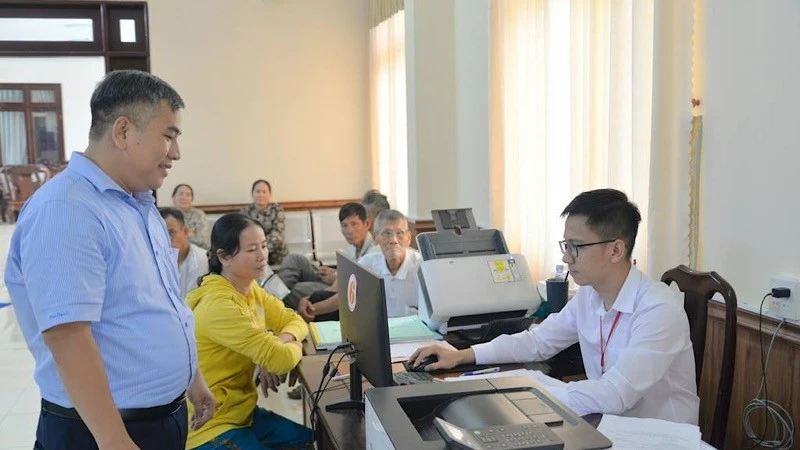 Cần Thơ gỡ khó cho chính quyền địa phương 2 cấp Cần Thơ gỡ khó cho chính quyền địa phương 2 cấp