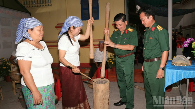 Cần Thơ: Nhiều hoạt động thiết thực trong Tết quân dân mừng Chôl Chnăm Thmây năm 2026 Cần Thơ: Nhiều hoạt động thiết thực trong Tết quân dân mừng Chôl Chnăm Thmây năm 2026