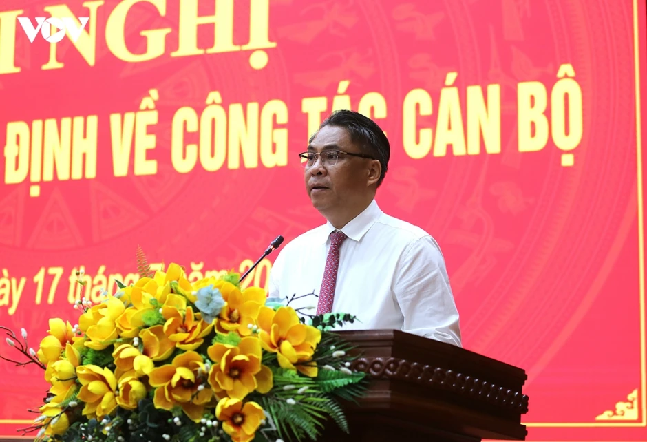 Cao Bằng công bố các quyết định điều động, bổ nhiệm cán bộ Cao Bằng công bố các quyết định điều động, bổ nhiệm cán bộ