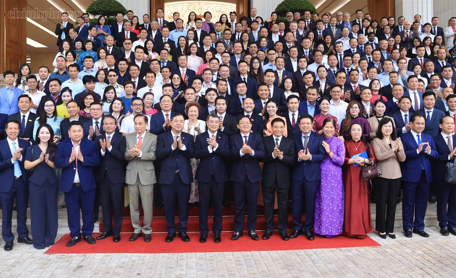 Cấp có thẩm quyền và Chính phủ sẽ thay thế một số cán bộ theo kết quả làm việc Cấp có thẩm quyền và Chính phủ sẽ thay thế một số cán bộ theo kết quả làm việc