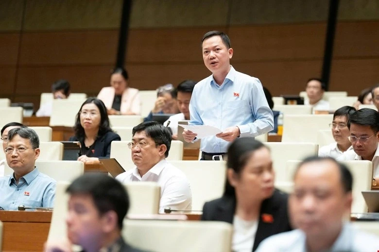 Cắt giảm thủ tục hành chính để “mở khóa” tăng trưởng bền vững Cắt giảm thủ tục hành chính để “mở khóa” tăng trưởng bền vững