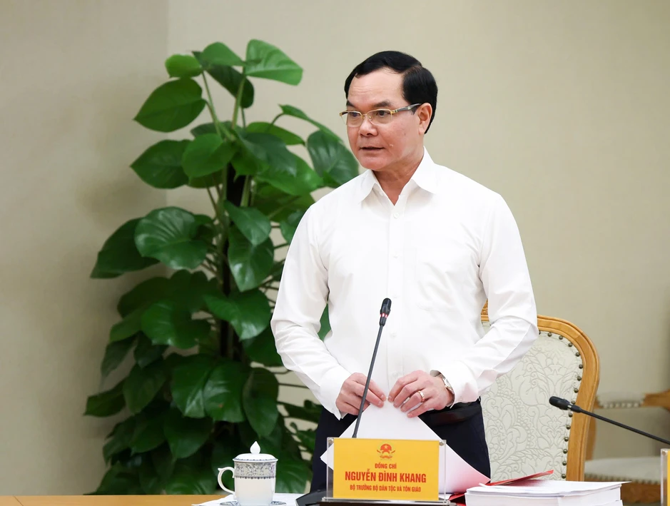Cắt giảm thủ tục hành chính: Dứt khoát không cắt chỗ này ghép vào chỗ khác