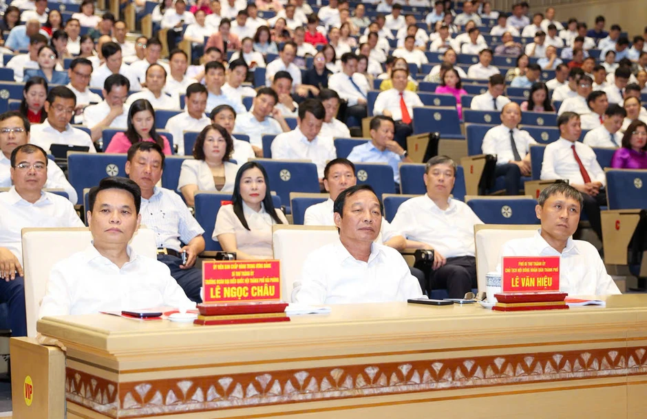 Câu hỏi của Bí thư Hải Phòng dành cho 114 xã, phường sau 1 năm thực hiện chính quyền 2 cấp Câu hỏi của Bí thư Hải Phòng dành cho 114 xã, phường sau 1 năm thực hiện chính quyền 2 cấp