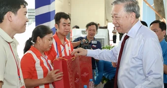Chăm lo đời sống công nhân, người lao động là nhiệm vụ chính trị quan trọng