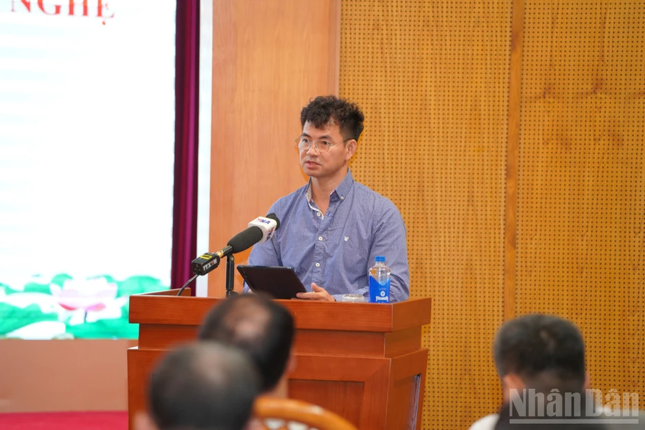 Chấn chỉnh tình trạng biểu diễn không trung thực, sản phẩm văn hóa lệch chuẩn Chấn chỉnh tình trạng biểu diễn không trung thực, sản phẩm văn hóa lệch chuẩn
