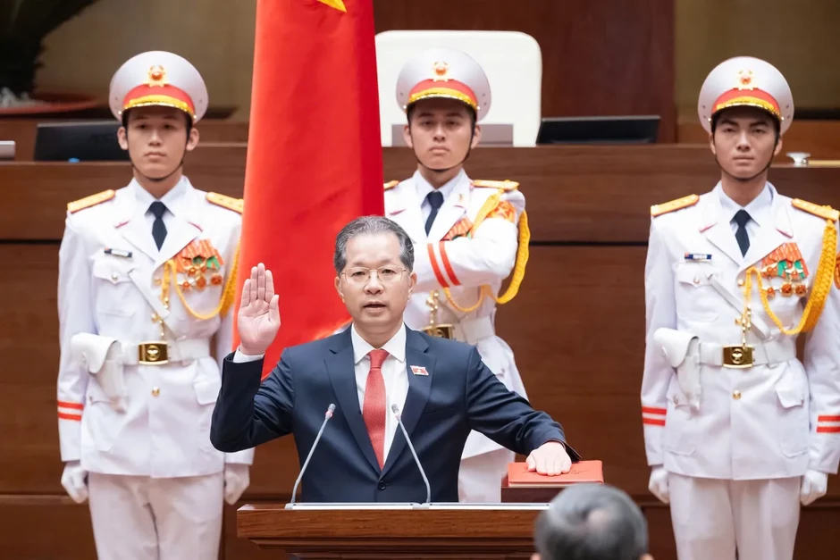 Chánh án Nguyễn Văn Quảng: Đổi mới mạnh mẽ hoạt động xét xử, lấy công bằng, nghiêm minh và nhân văn làm nền tảng Chánh án Nguyễn Văn Quảng: Đổi mới mạnh mẽ hoạt động xét xử, lấy công bằng, nghiêm minh và nhân văn làm nền tảng