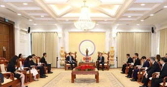 Chánh án Nguyễn Văn Quảng tiếp xã giao Đại sứ Trung Quốc Hà Vĩ