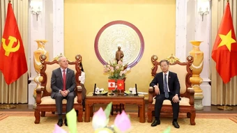 Chánh án Tòa án nhân dân tối cao tiếp xã giao Đại sứ Canada tại Việt Nam
