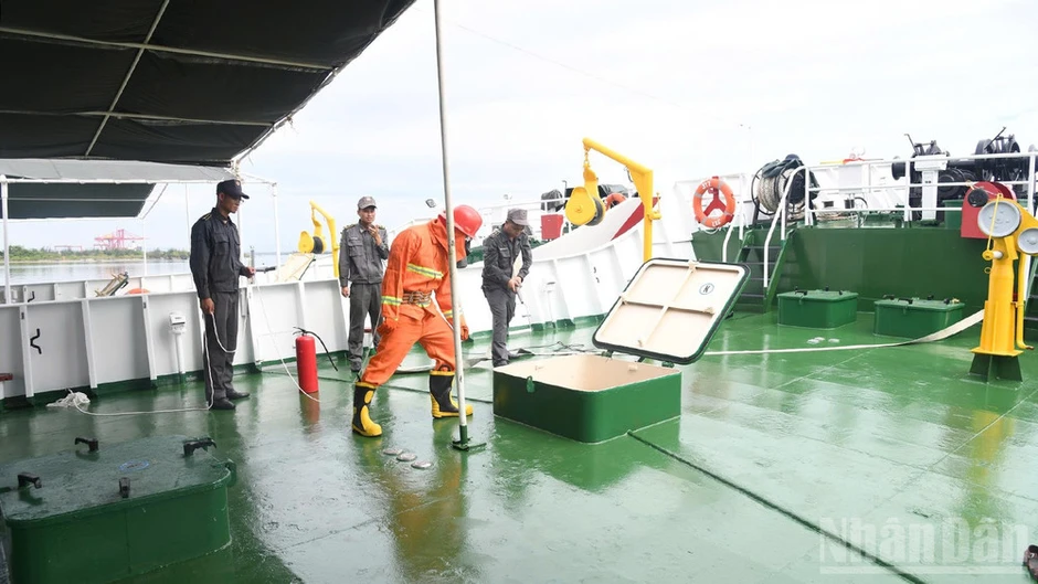 Chi đội Kiểm ngư số 3 sẵn sàng cho Hội thi tàu tốt, hội thao huấn luyện tàu Chi đội Kiểm ngư số 3 sẵn sàng cho Hội thi tàu tốt, hội thao huấn luyện tàu