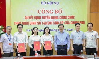 Chính phủ: Có cơ chế sử dụng nhân tài liên thông khu vực công - tư trong năm 2027