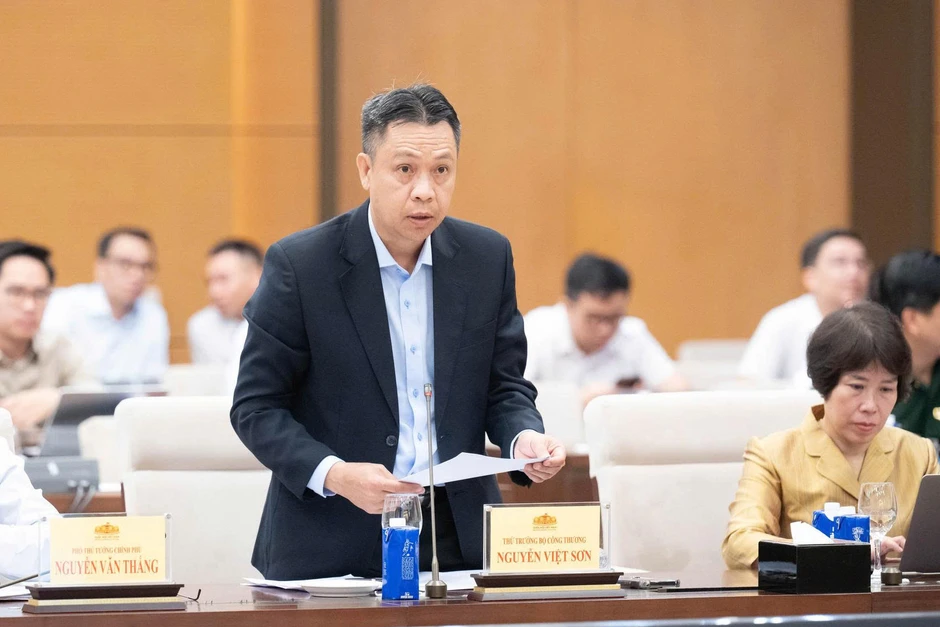 Chính phủ đề xuất áp giá điện sinh hoạt theo giờ cao điểm, thấp điểm Chính phủ đề xuất áp giá điện sinh hoạt theo giờ cao điểm, thấp điểm
