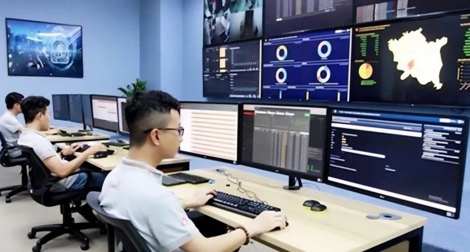 Chính phủ phát động cao điểm 100 ngày, tháo gỡ điểm nghẽn chuyển đổi số Chính phủ phát động cao điểm 100 ngày, tháo gỡ điểm nghẽn chuyển đổi số