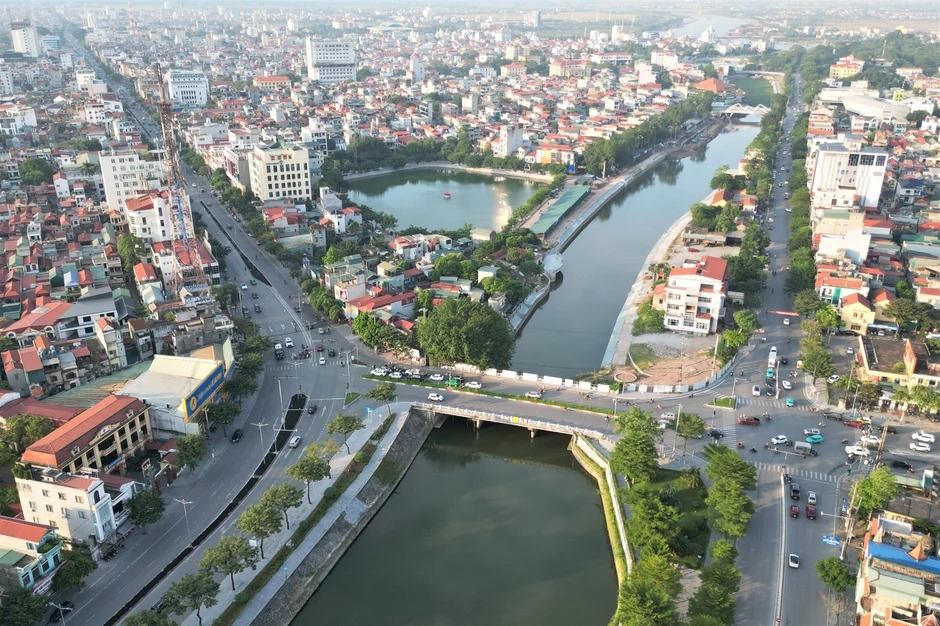 Chính phủ yêu cầu bộ ngành, địa phương tiếp tục tinh gọn tổ chức bên trong Chính phủ yêu cầu bộ ngành, địa phương tiếp tục tinh gọn tổ chức bên trong