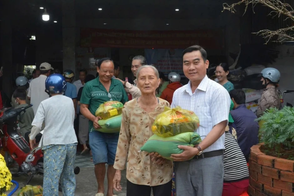 Chính quyền địa phương 2 cấp tại Đồng Tháp ngày càng gần dân, sát dân