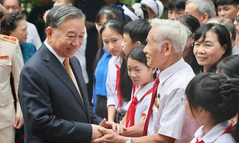 'Chọn con đường dựng xây đất nước phồn vinh thì không được nản lòng trước khó khăn'