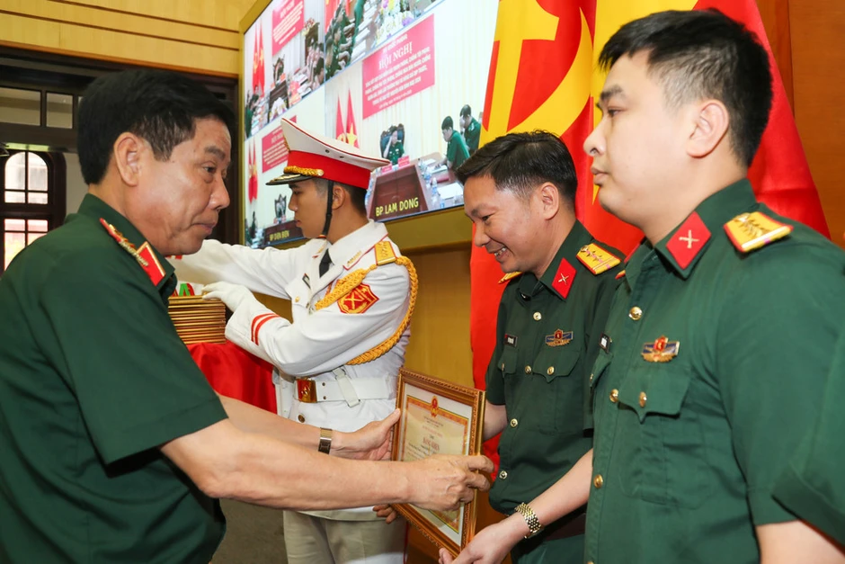 Chống buôn lậu, gian lận thương mại, hàng giả là nhiệm vụ thường xuyên