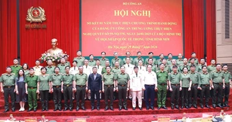 Chủ động giải quyết các yếu tố phức tạp về an ninh, trật tự từ sớm, từ xa