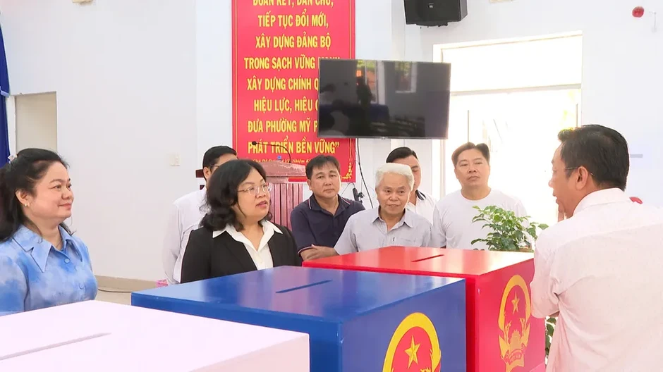Chủ động, khẩn trương, sẵn sàng cho Ngày hội non sông Chủ động, khẩn trương, sẵn sàng cho Ngày hội non sông