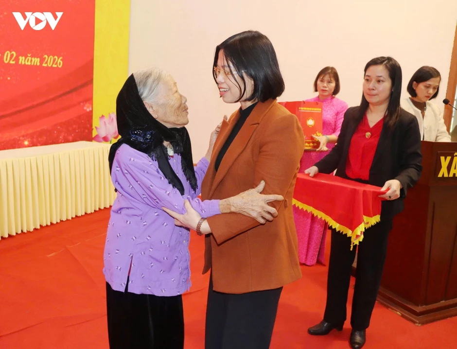 Chủ nghĩa xã hội trong đời sống nhân dân Chủ nghĩa xã hội trong đời sống nhân dân