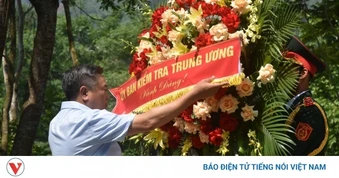 Chủ nhiệm UBKT Trung ương dâng hương tại di tích ATK Định Hóa, Thái Nguyên