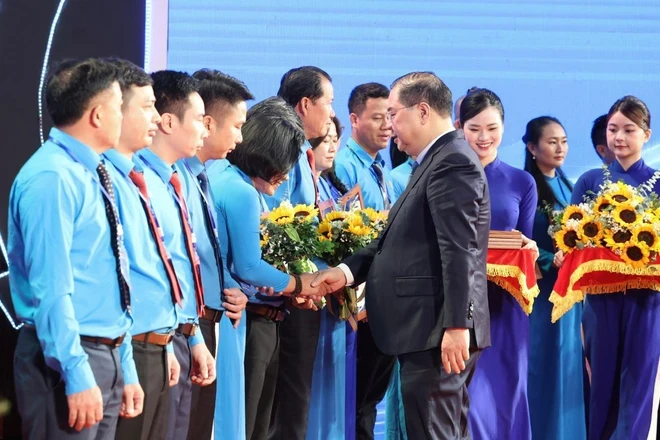 Chủ tịch công đoàn cơ sở xuất sắc là hiện thân của lớp cán bộ công đoàn thời kỳ mới