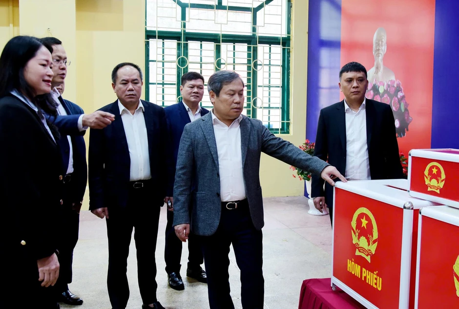 Chủ tịch Hà Nội: Tạo điều kiện để mọi công dân đều thực hiện quyền bầu cử Chủ tịch Hà Nội: Tạo điều kiện để mọi công dân đều thực hiện quyền bầu cử