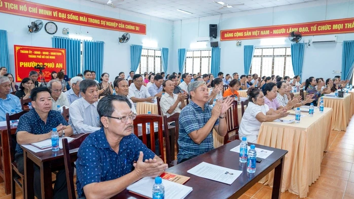 Chủ tịch HĐND TPHCM Võ Văn Minh: Sẽ rà soát, kiến nghị xử lý, tháo gỡ những khó khăn, bất cập