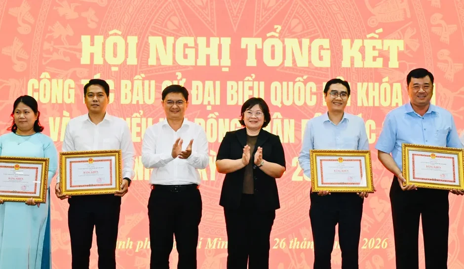 Chủ tịch HĐND TPHCM Võ Văn Minh: Tập trung kiện toàn bộ máy chính quyền sau thành công của cuộc bầu cử Chủ tịch HĐND TPHCM Võ Văn Minh: Tập trung kiện toàn bộ máy chính quyền sau thành công của cuộc bầu cử