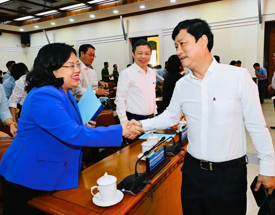 Chủ tịch HĐND TPHCM Võ Văn Minh: Tập trung kiện toàn bộ máy chính quyền sau thành công của cuộc bầu cử Chủ tịch HĐND TPHCM Võ Văn Minh: Tập trung kiện toàn bộ máy chính quyền sau thành công của cuộc bầu cử