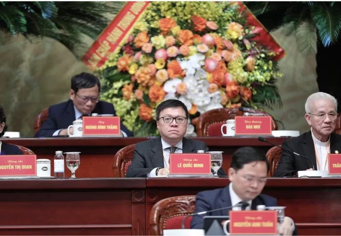 Chủ tịch Hội Nhà báo Việt Nam tiếp tục làm Uỷ viên Đoàn Chủ tịch Uỷ ban Trung ương MTTQ Việt Nam Chủ tịch Hội Nhà báo Việt Nam tiếp tục làm Uỷ viên Đoàn Chủ tịch Uỷ ban Trung ương MTTQ Việt Nam