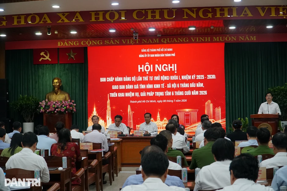 Chủ tịch Nguyễn Văn Được nói về 3 đại cảng sẽ nâng vị thế TPHCM Chủ tịch Nguyễn Văn Được nói về 3 đại cảng sẽ nâng vị thế TPHCM