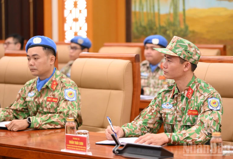 Chủ tịch nước cử hai sĩ quan tham gia hoạt động Gìn giữ hòa bình Liên hợp quốc Chủ tịch nước cử hai sĩ quan tham gia hoạt động Gìn giữ hòa bình Liên hợp quốc