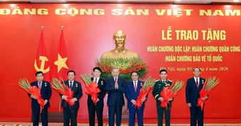 Chủ tịch nước Lương Cường, Thủ tướng Phạm Minh Chính, Bộ trưởng Phan Văn Giang nhận Huân chương cao quý