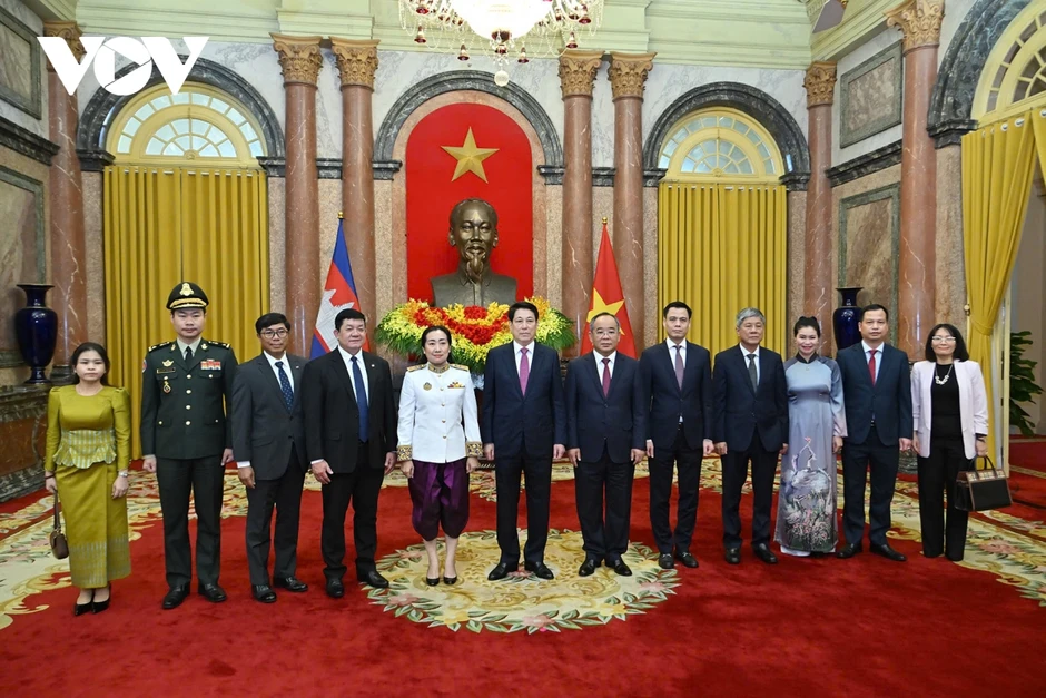 Chủ tịch nước Lương Cường tiếp đại sứ các nước trình Quốc thư Chủ tịch nước Lương Cường tiếp đại sứ các nước trình Quốc thư
