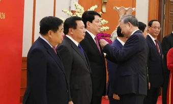 Chủ tịch nước Lương Cường và Thủ tướng Phạm Minh Chính được tặng huân chương
