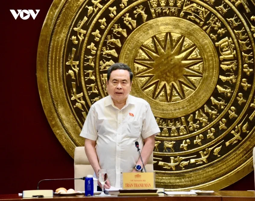 Chủ tịch Quốc hội: Cần phải có cách làm mới, suy nghĩ mới, hành động mới Chủ tịch Quốc hội: Cần phải có cách làm mới, suy nghĩ mới, hành động mới
