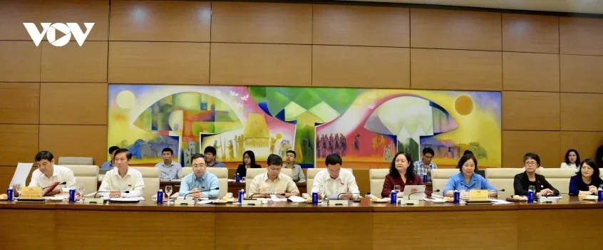 Chủ tịch Quốc hội: Cần phải có cách làm mới, suy nghĩ mới, hành động mới Chủ tịch Quốc hội: Cần phải có cách làm mới, suy nghĩ mới, hành động mới