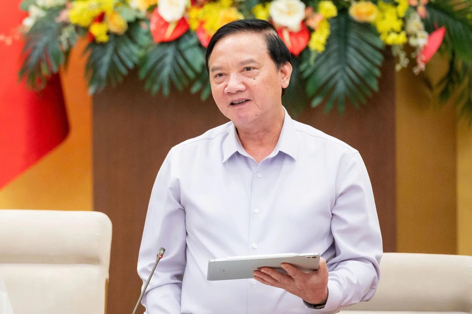 Chủ tịch Quốc hội: Chấm dứt cảnh một việc họp 4 lần, thủ tục lòng vòng Chủ tịch Quốc hội: Chấm dứt cảnh một việc họp 4 lần, thủ tục lòng vòng