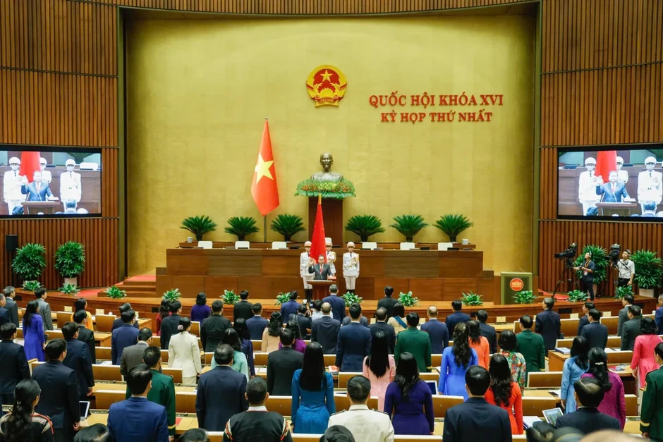 Chủ tịch Quốc hội: Cống hiến hết sức mình, phụng sự Tổ quốc, phục vụ Nhân dân Chủ tịch Quốc hội: Cống hiến hết sức mình, phụng sự Tổ quốc, phục vụ Nhân dân