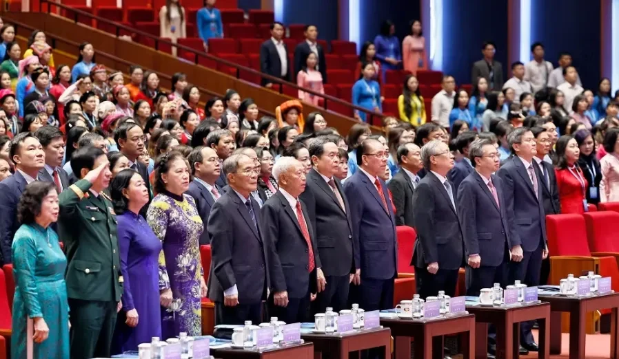 Chủ tịch Quốc hội dự Khai mạc Đại hội đại biểu Phụ nữ toàn quốc lần thứ XIV