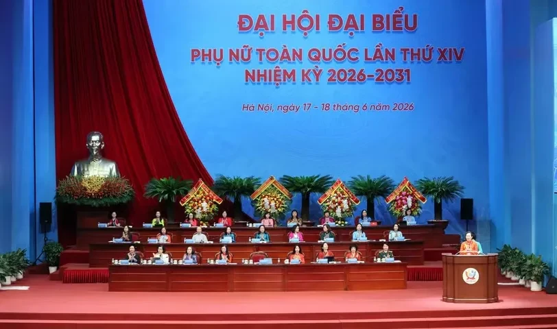 Chủ tịch Quốc hội dự Khai mạc Đại hội đại biểu Phụ nữ toàn quốc lần thứ XIV