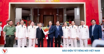 Chủ tịch Quốc hội dự kỷ niệm 70 năm Ngày truyền thống lực lượng Cảnh sát kinh tế