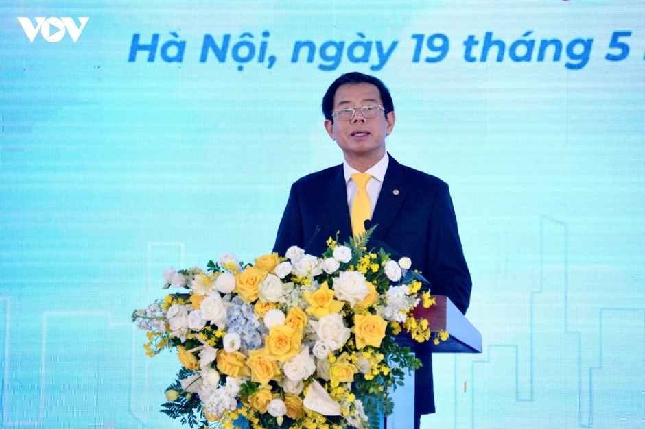 Chủ tịch Quốc hội dự Lễ khởi công Dự án trục không gian Quốc lộ 1A Chủ tịch Quốc hội dự Lễ khởi công Dự án trục không gian Quốc lộ 1A