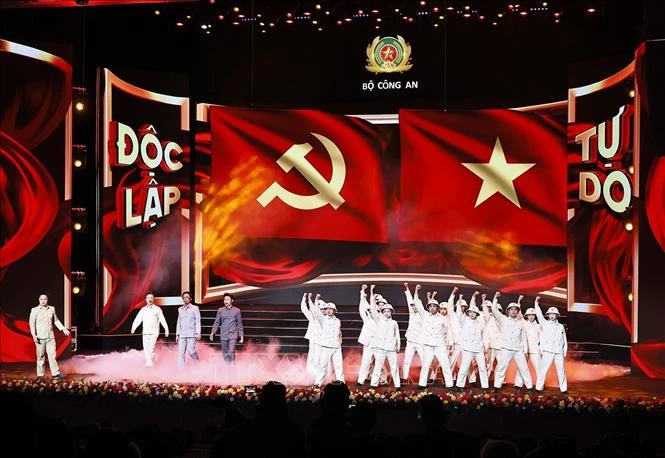 Chủ tịch Quốc hội dự Lễ kỷ niệm 80 năm Ngày truyền thống Lực lượng An ninh đối ngoại Chủ tịch Quốc hội dự Lễ kỷ niệm 80 năm Ngày truyền thống Lực lượng An ninh đối ngoại