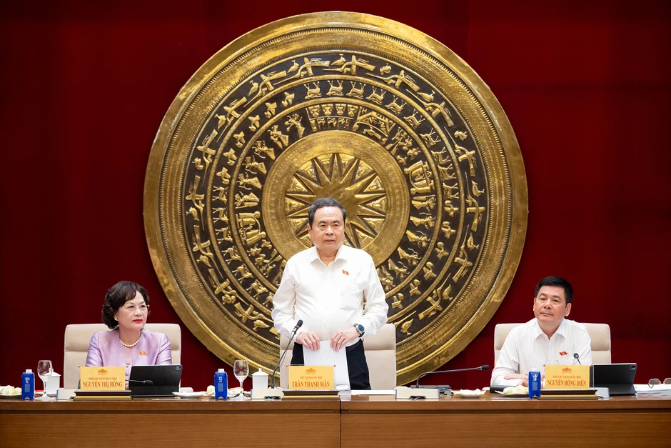 Chủ tịch Quốc hội: Giám sát không chỉ để chỉ ra sai phạm mà còn khơi thông nguồn lực Chủ tịch Quốc hội: Giám sát không chỉ để chỉ ra sai phạm mà còn khơi thông nguồn lực