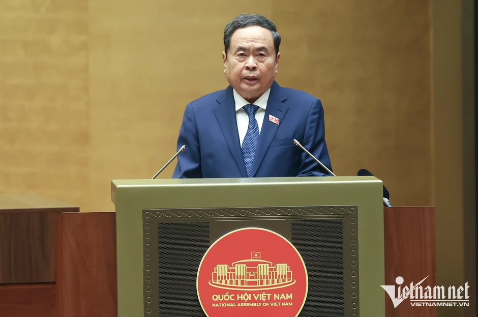 Chủ tịch Quốc hội: Hạn chế đề nghị tăng vốn với dự án quan trọng quốc gia Chủ tịch Quốc hội: Hạn chế đề nghị tăng vốn với dự án quan trọng quốc gia